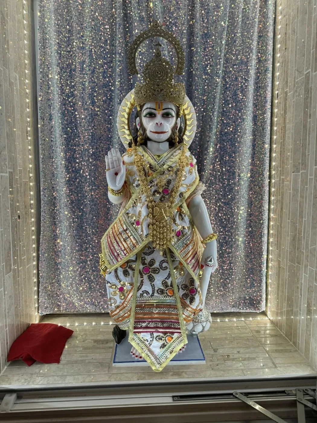 Hanuman Ji at Shri Maha Kali Bhameshwari Mandir, dressed in the shringar of a different day (7 of 9)