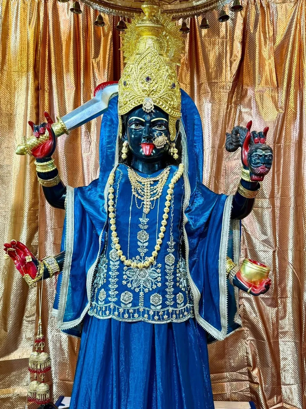 Maa Kali at Shri Maha Kali Bhameshwari Mandir, dressed in the shringar of a different day (10 of 13)