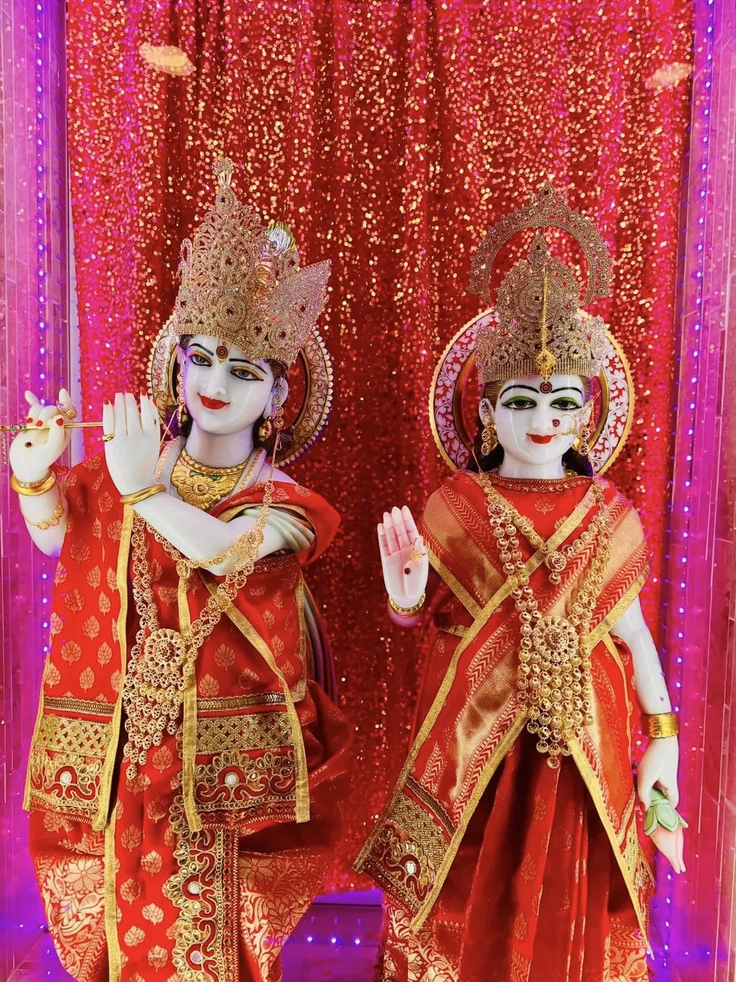 Radha–Krishna at Shri Maha Kali Bhameshwari Mandir, dressed in the shringar of a different day (4 of 7)